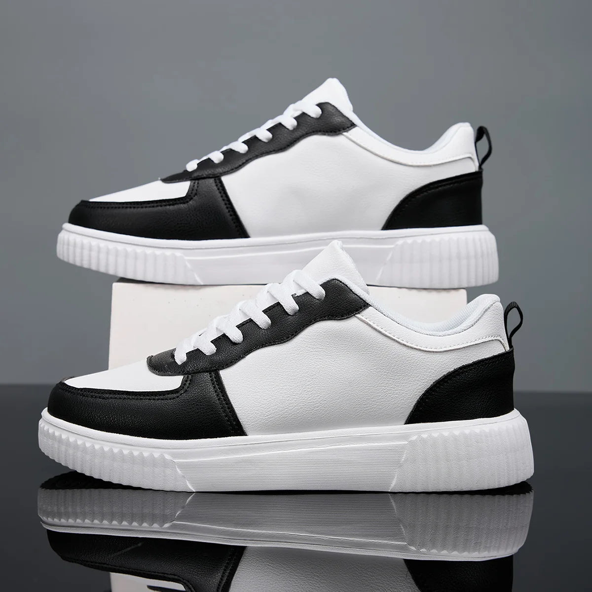 Don Mateo Sneakers